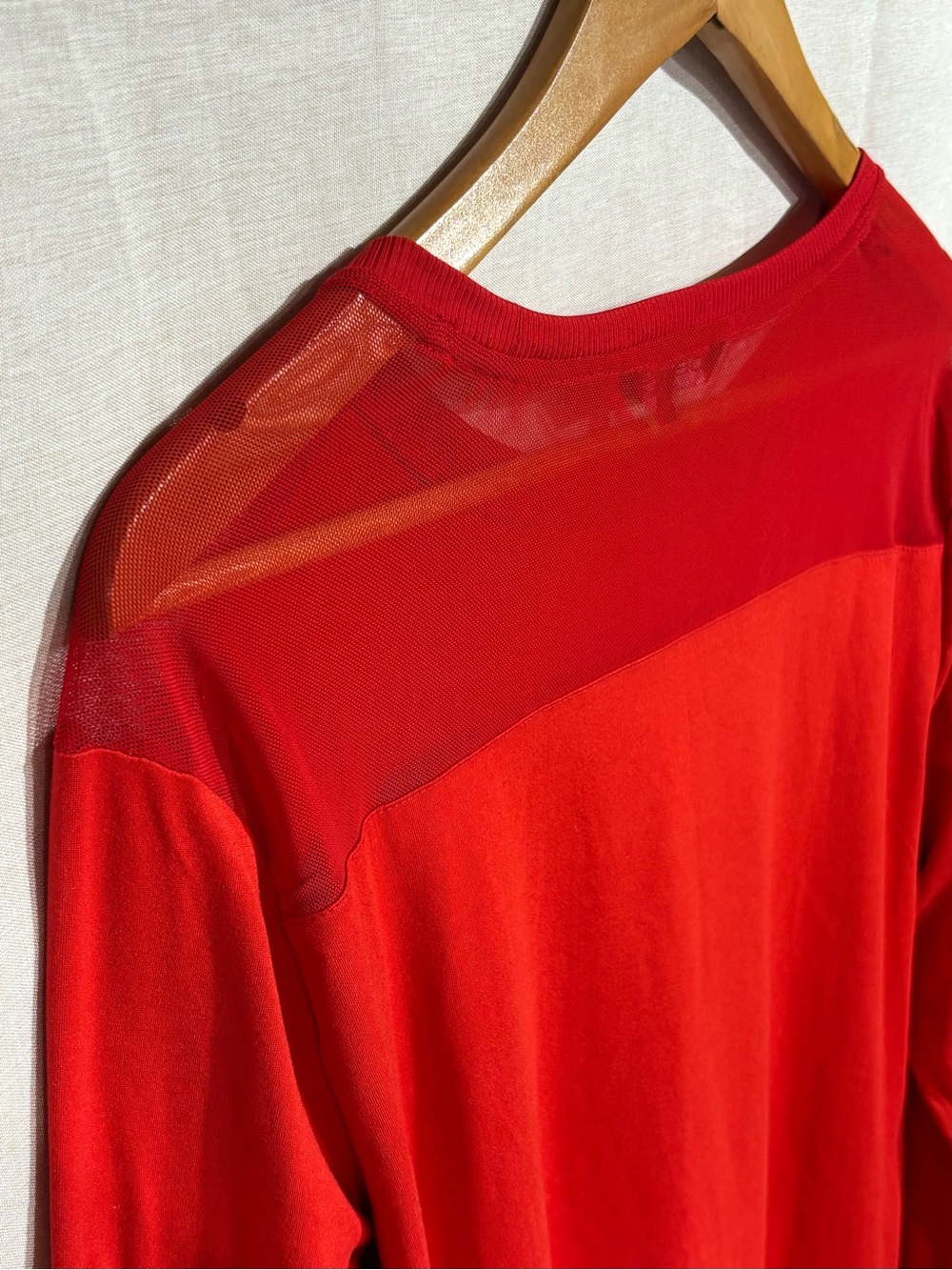Bebe Sport • Red Mesh Panel Rhinestone Logo Shirt XL - Picture 5 of 12